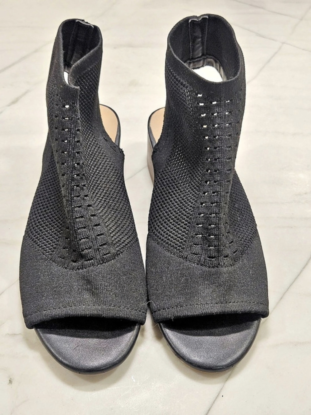 Steve Madden Girls JAlways Black Knit Peep-Toe Block Heel Sandals – Size 5